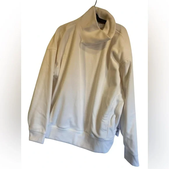 ALO Yoga | Tops | Nwt Alo Yoga Polar Fleece Hazy Pullover Ivory